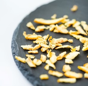 Frozen Yuzu Peels with White Parts (1kg x 14 bags)