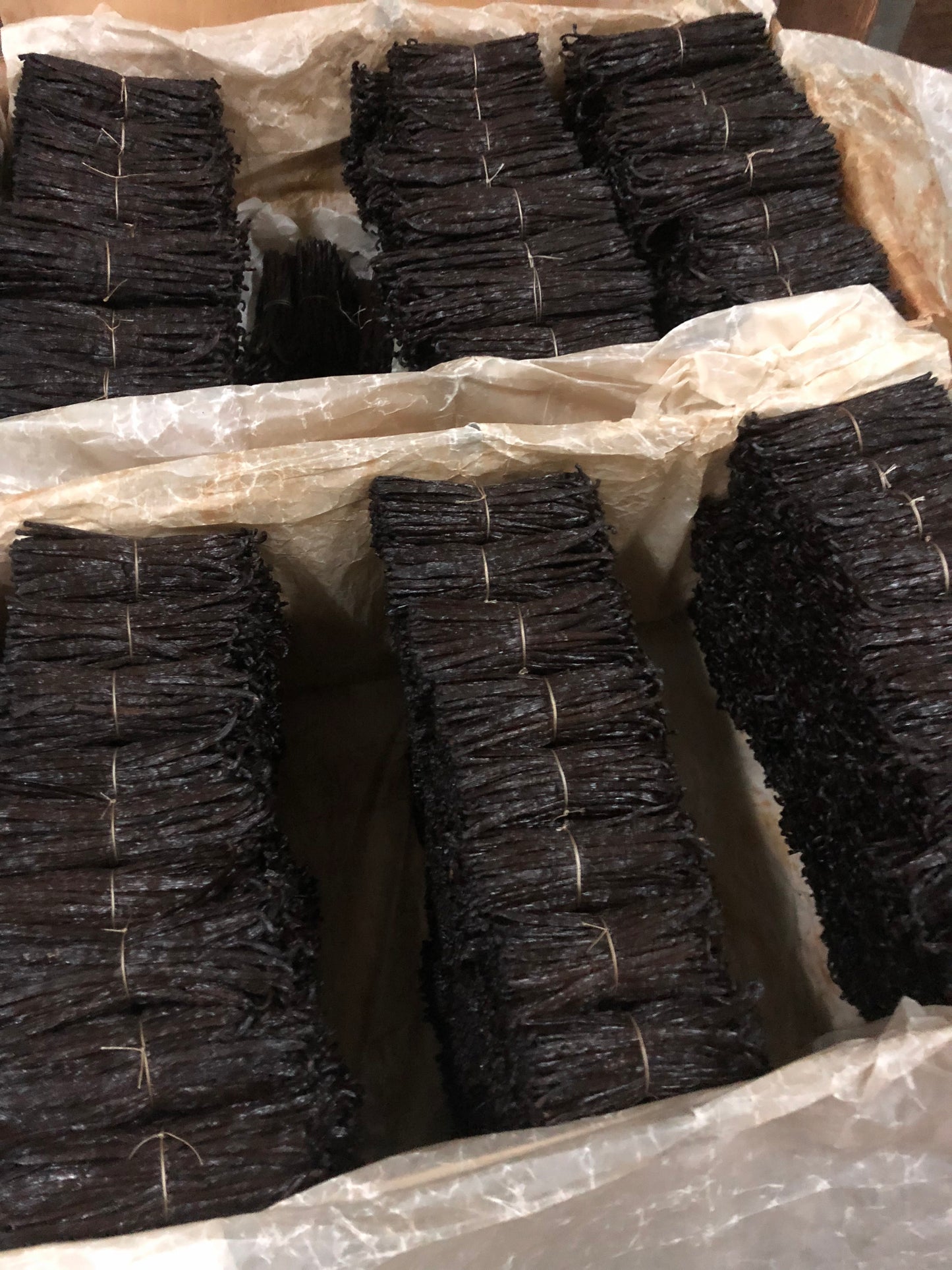 100% Pure Vanilla Excellent Extract Organic - Madagascar-Made Bourbon Liquid Vanilla (From Grade A Madagascar Vanilla Beans)