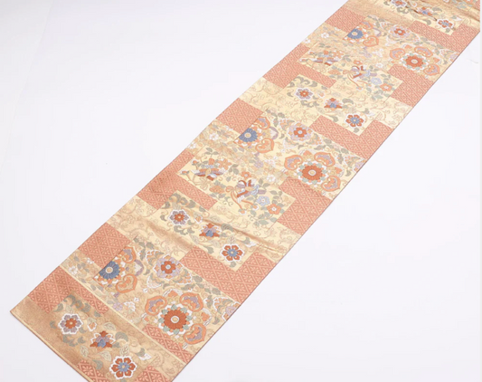 Obi: Arabesque Hosanghua Chrysanthemum Hanabishi Coral Color